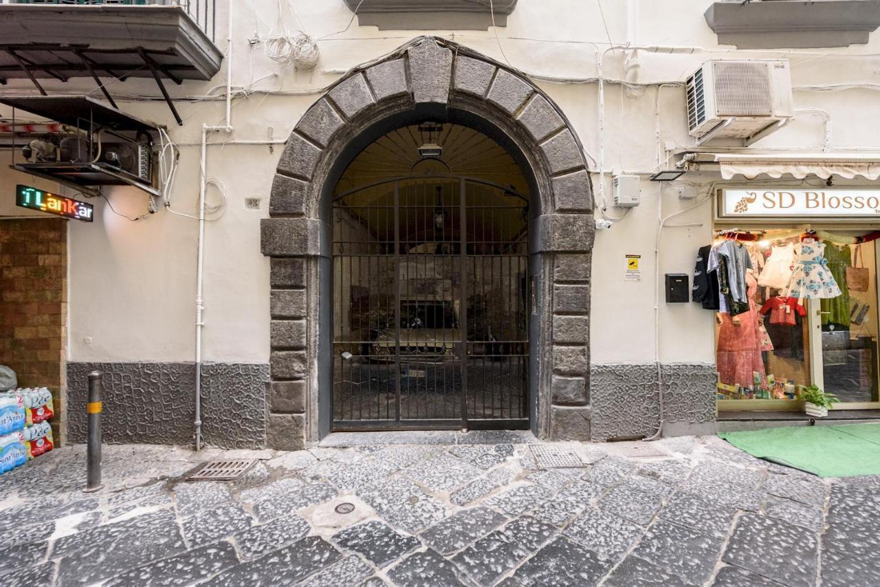 Via Avvocata 25 Διαμέρισμα Νάπολη Εξωτερικό φωτογραφία